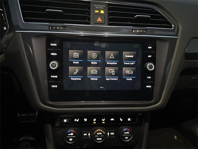 Used 2020 Volkswagen Tiguan SEL Premium R-Line image 17