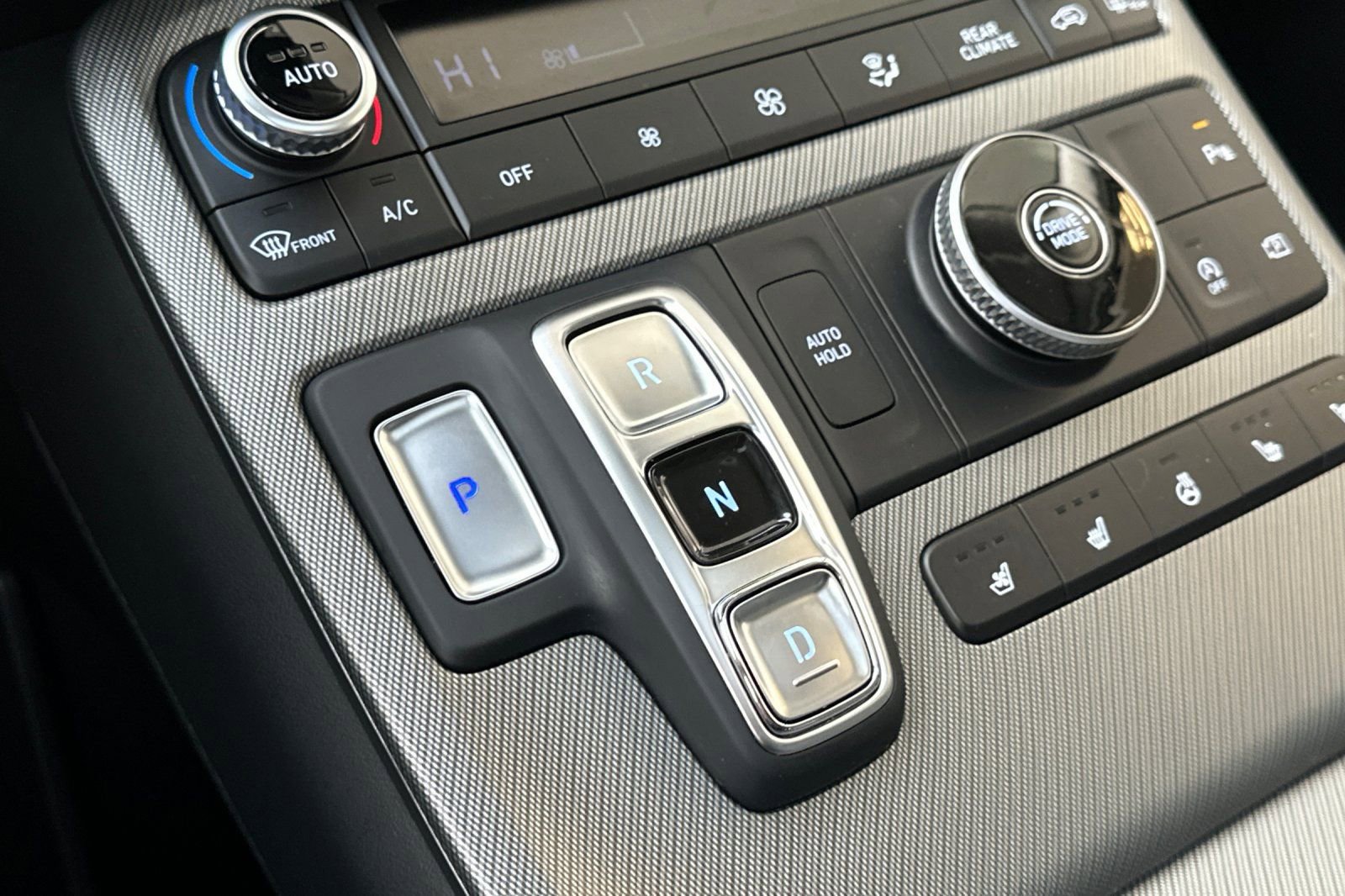 Used 2024 Hyundai Palisade SEL w/ Premium Package image 25