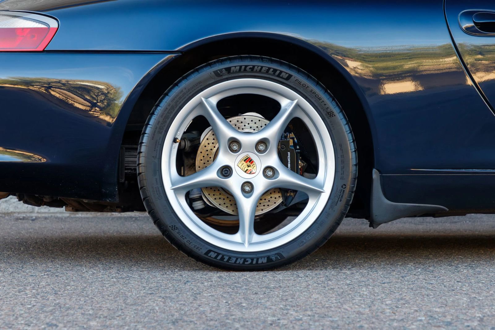 Used 2003 Porsche 911 Carrera image 49