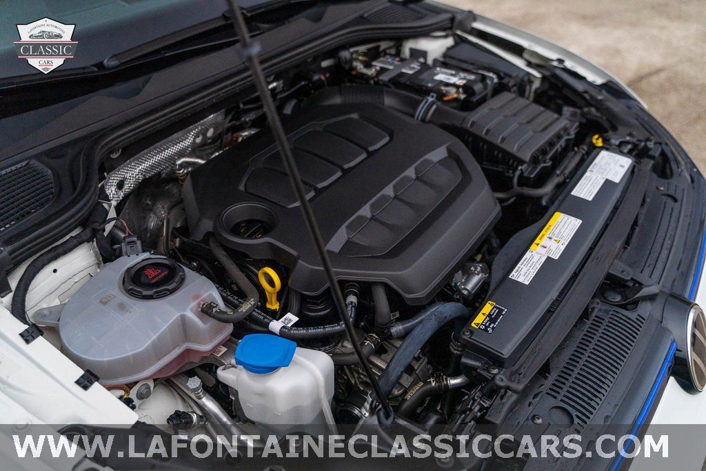 Used 2022 Volkswagen Golf R image 31