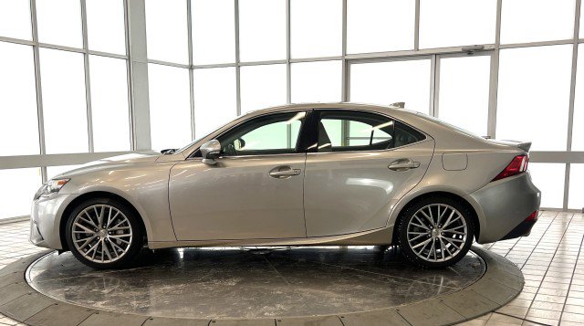 Used 2016 Lexus IS 300 AWD w/ Navigation System Package image 4