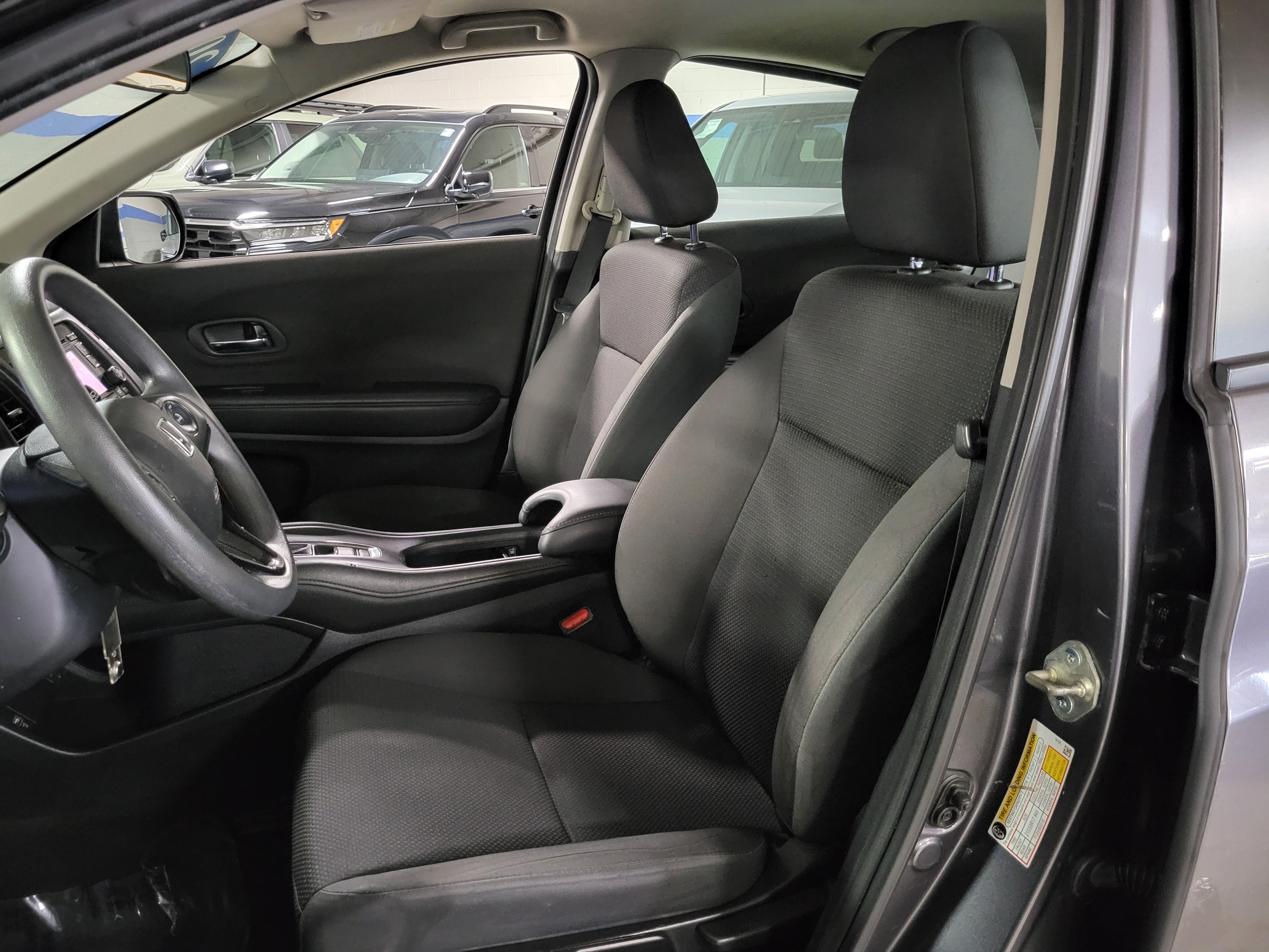 Used 2020 Honda HR-V LX image 15