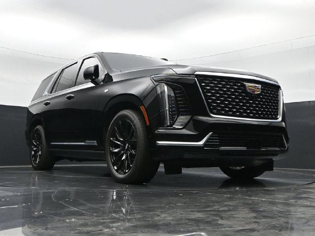 Used 2025 Cadillac Escalade Premium Luxury w/ Touring Package AWD/4WD image 45