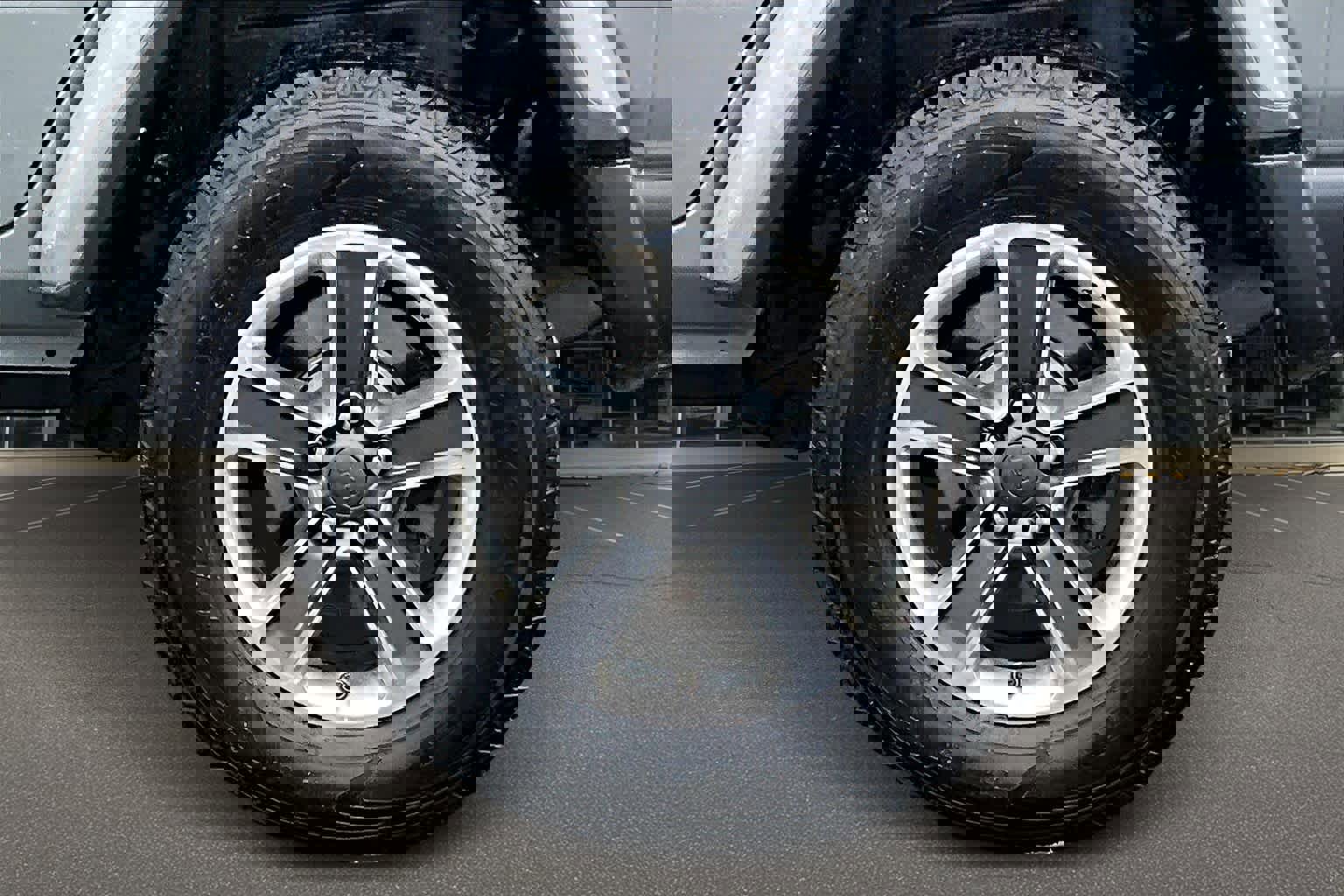 Used 2023 Jeep Wrangler Sahara image 40