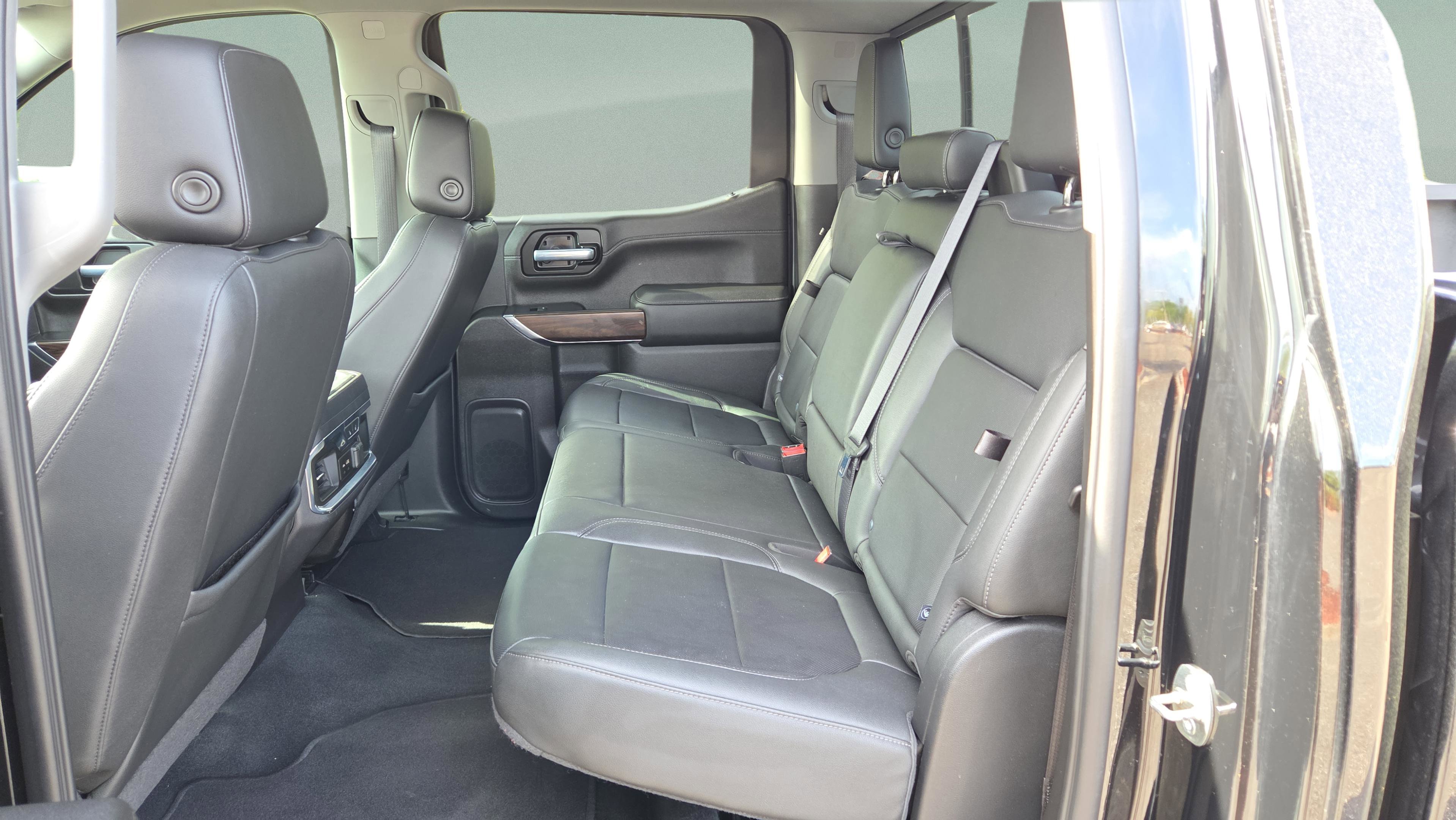 Used 2021 GMC Sierra 1500 SLT w/ SLT Convenience Package image 11