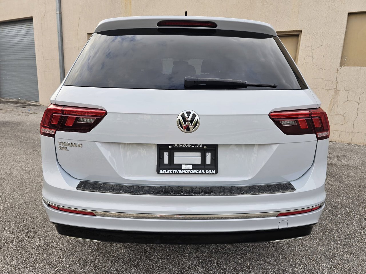 Used 2019 Volkswagen Tiguan SEL R-Line image 14
