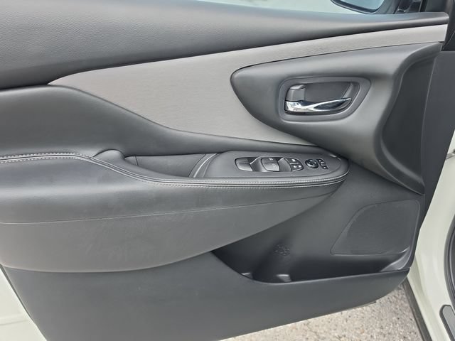 Certified 2020 Nissan Murano SV w/ Premium Package FWD image 17