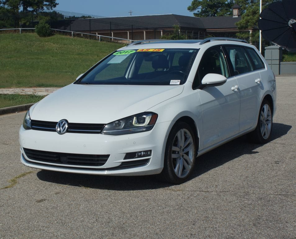 Used 2017 Volkswagen Golf SE FWD image 14