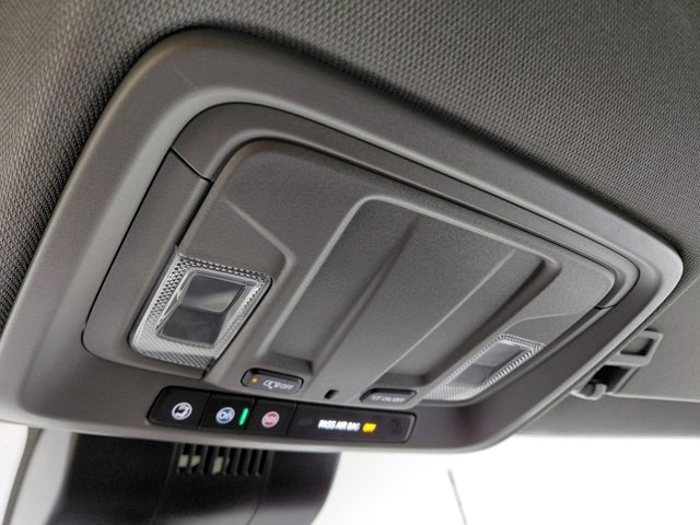 Used 2025 Chevrolet Silverado 2500 LT w/ Convenience Package image 40