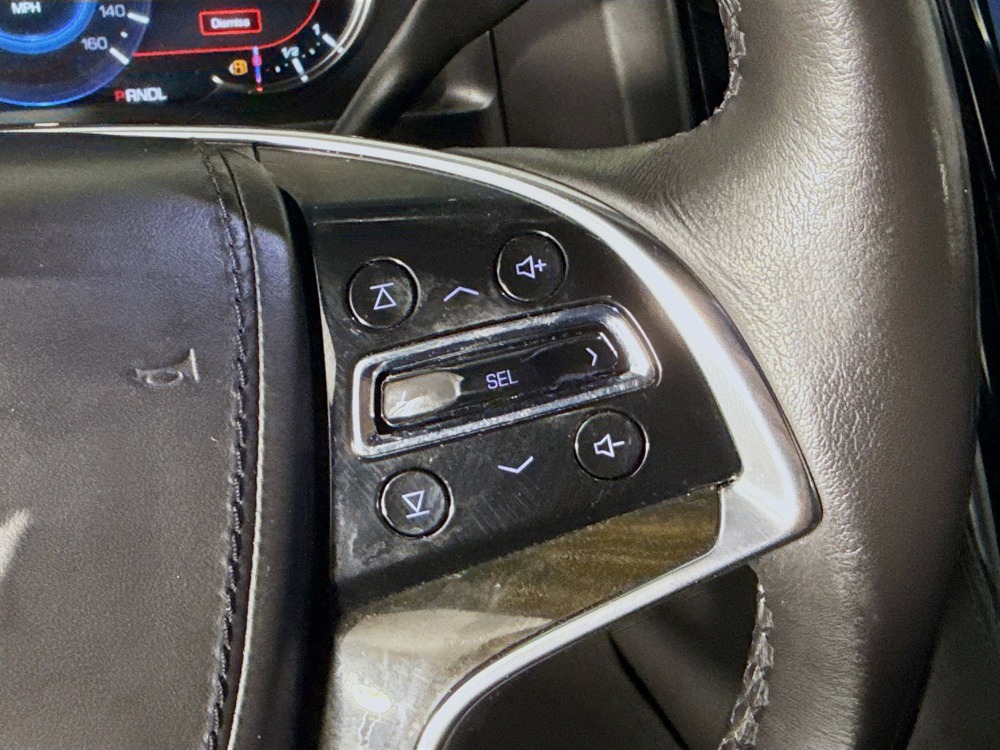 Used 2019 Cadillac Escalade Platinum w/ Escalade Sport Edition image 15