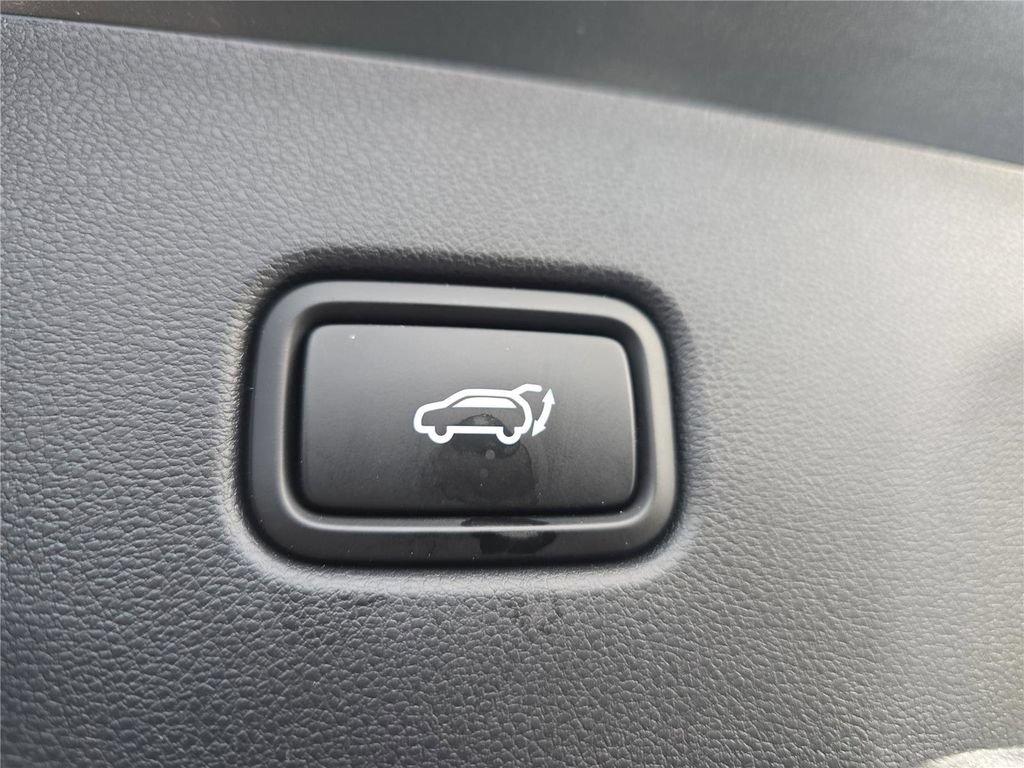 Used 2024 Hyundai Tucson Limited AWD/4WD image 30