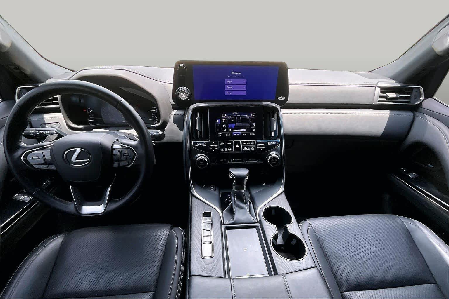 Used 2023 Lexus LX 600 4WD w/ Interior Upgrade Package image 16