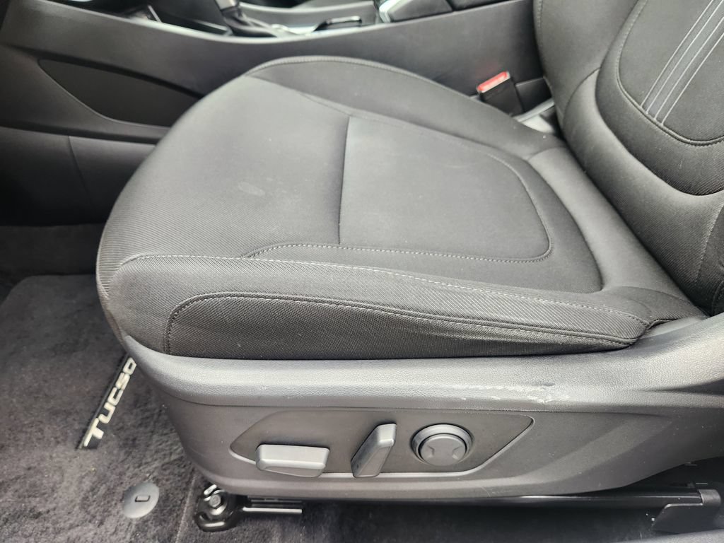 Certified 2024 Hyundai Tucson SEL FWD image 17