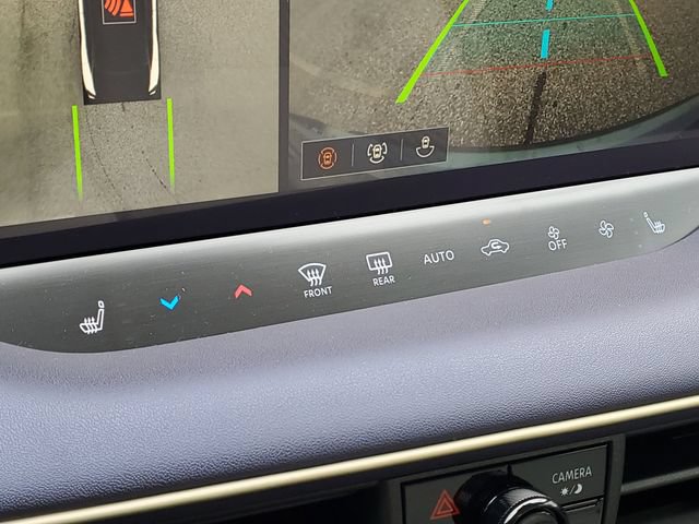 New 2026 Nissan Leaf Platinum+ w/ Illuminated Package FWD image 19