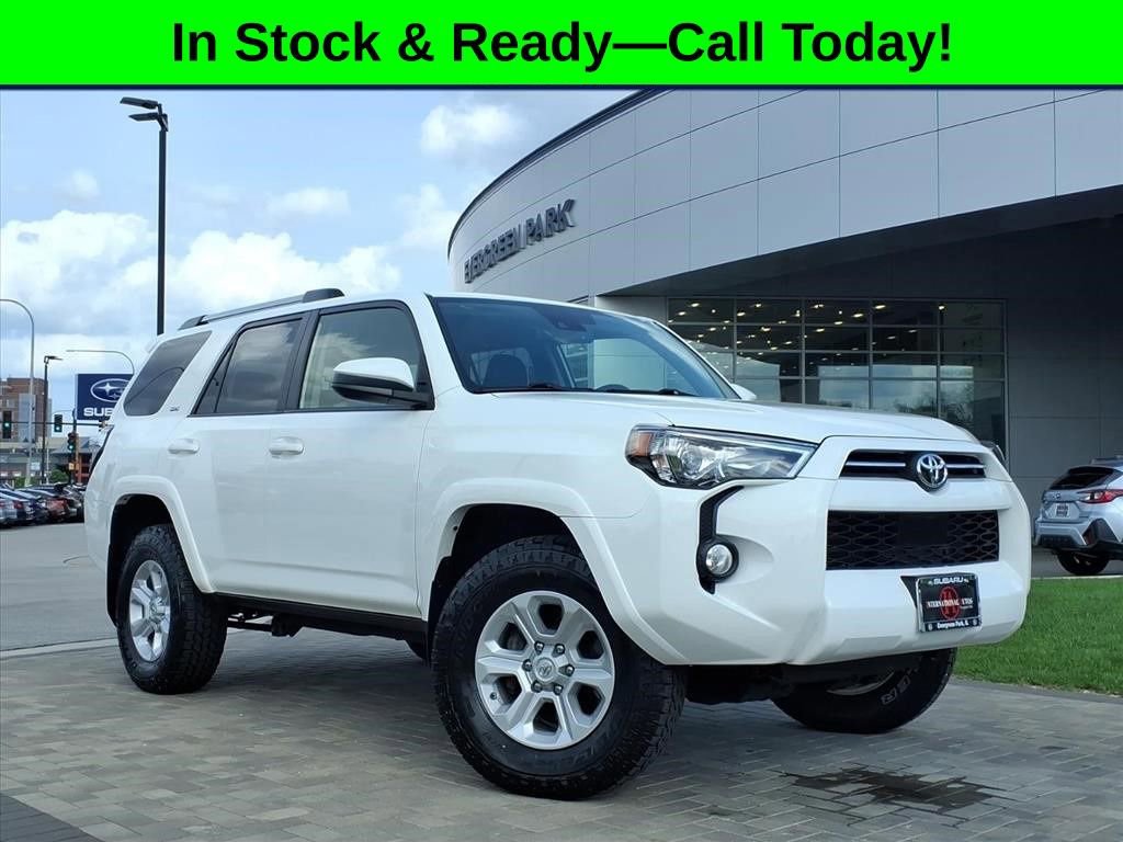 Used 2020 Toyota 4Runner SR5 image 1