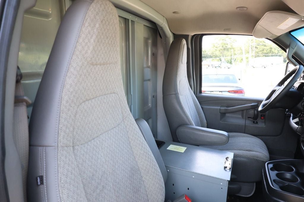 Used 2021 GMC Savana 3500 w/ Power Convenience Package RWD image 25