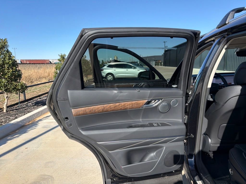 New 2026 Genesis GV80 2.5T Advanced image 15