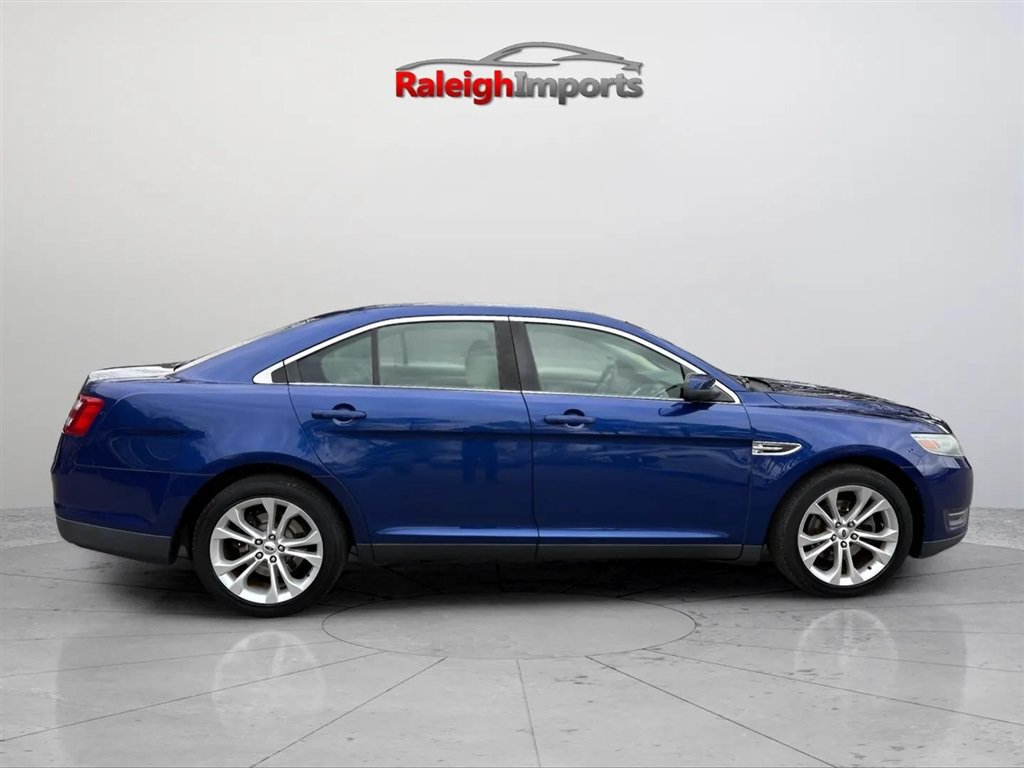 Used 2013 Ford Taurus SEL FWD image 3