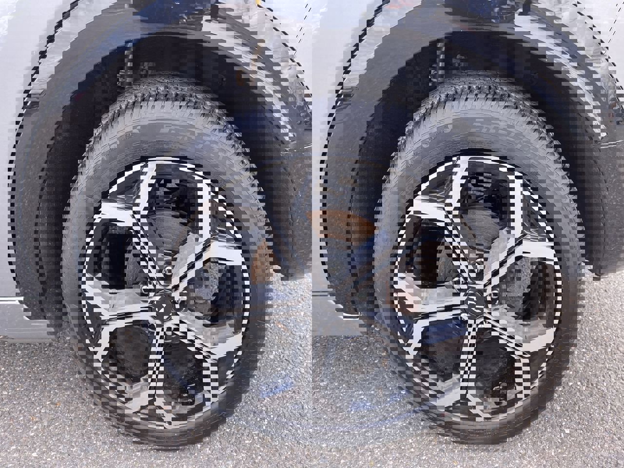 Certified 2023 Kia Niro EX Touring image 10