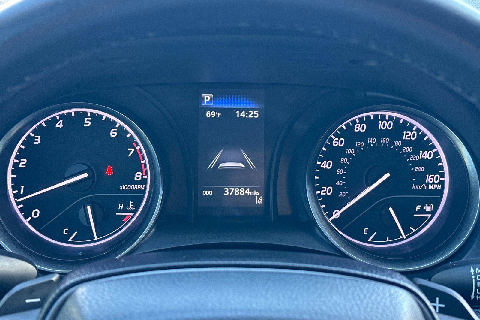 Used 2021 Toyota Camry SE image 21