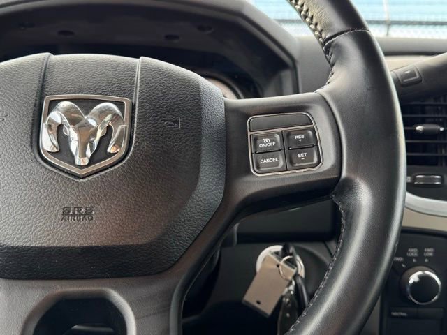 Certified 2015 RAM 3500 Big Horn image 35