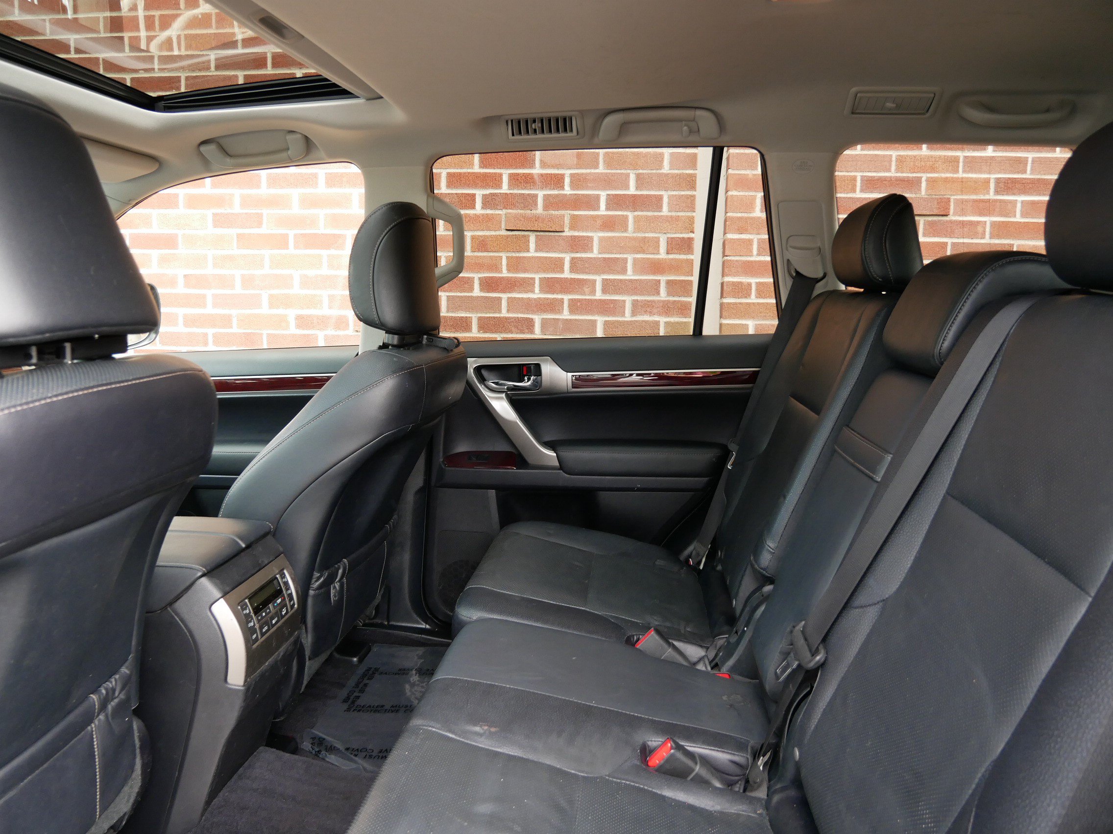 Used 2015 Lexus GX 460 w/ Premium Package AWD/4WD image 10