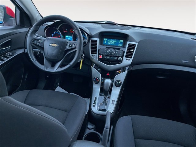 Used 2016 Chevrolet Cruze LT image 10