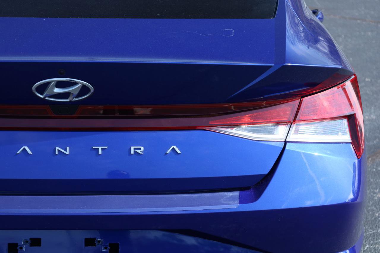 Used 2023 Hyundai Elantra SEL image 25