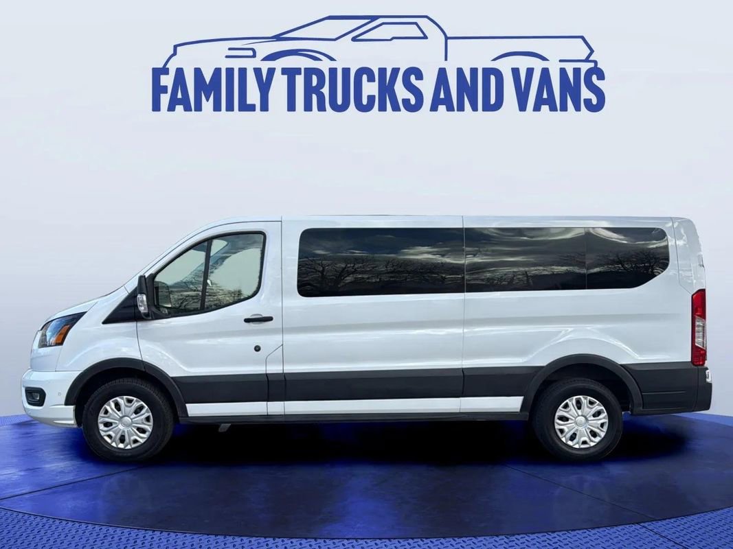 Used 2023 Ford Transit 350 XLT image 2