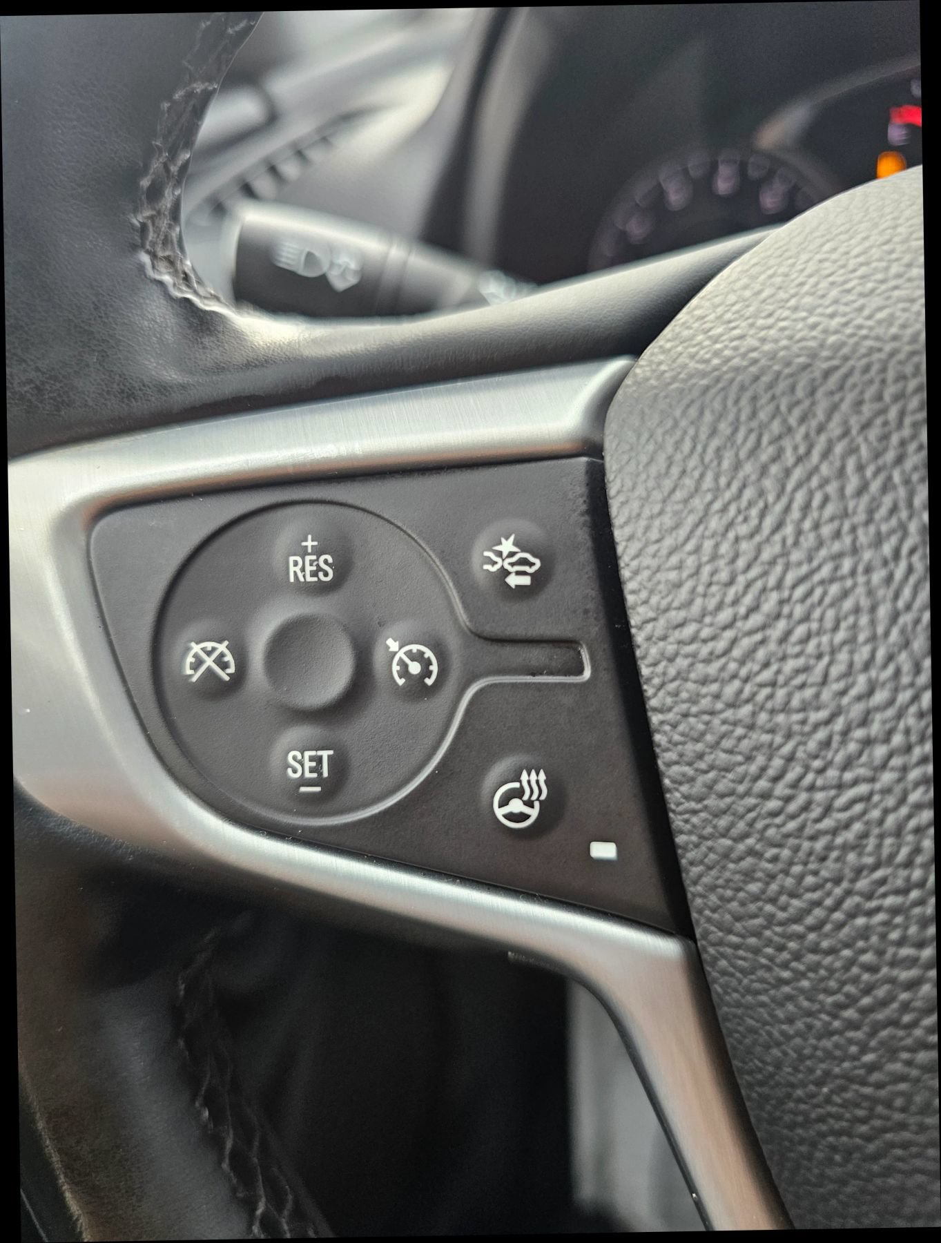 Used 2023 GMC Terrain SLT w/ Elevation Edition FWD image 17