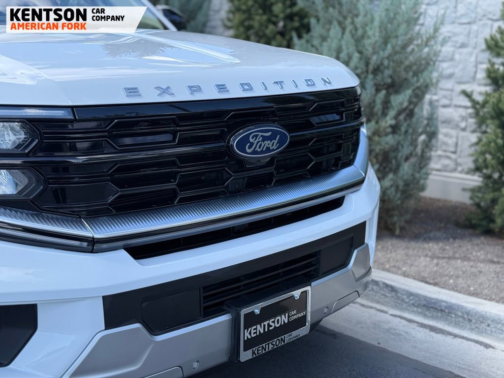 Used 2025 Ford Expedition Max Platinum image 14