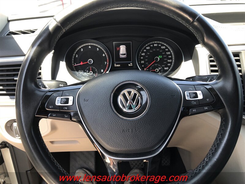 Used 2018 Volkswagen Atlas SE AWD/4WD image 13