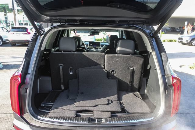 Used 2022 Kia Telluride SX w/ SX Prestige Package AWD/4WD image 34