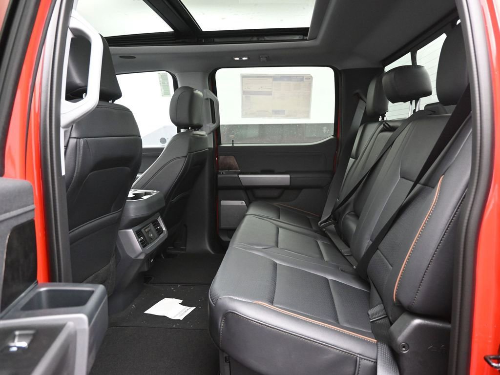 New 2026 Ford F250 Lariat w/ Black Appearance Package image 27