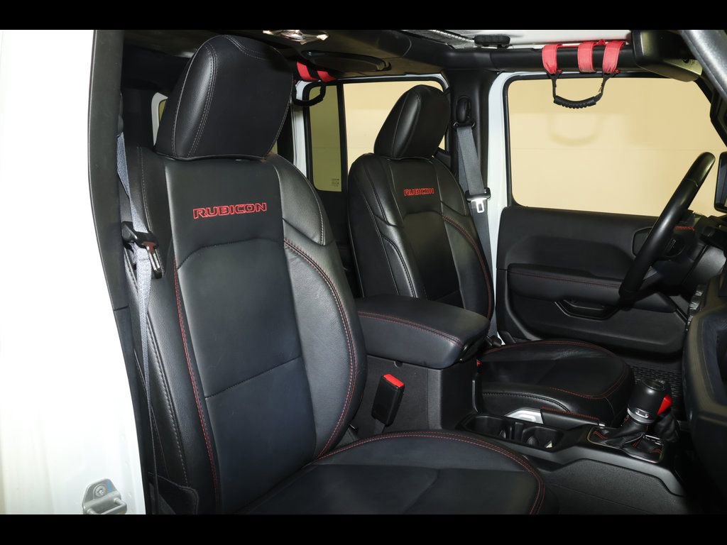 Used 2022 Jeep Wrangler Unlimited Rubicon w/ Xtreme Recon 35" Tire Package AWD/4WD image 29