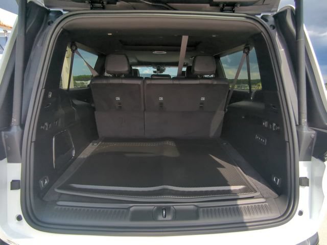 New 2026 Jeep Grand Wagoneer L Limited AWD/4WD image 14