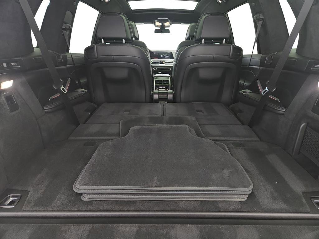 Used 2022 BMW X7 xDrive40i w/ Premium Package image 45