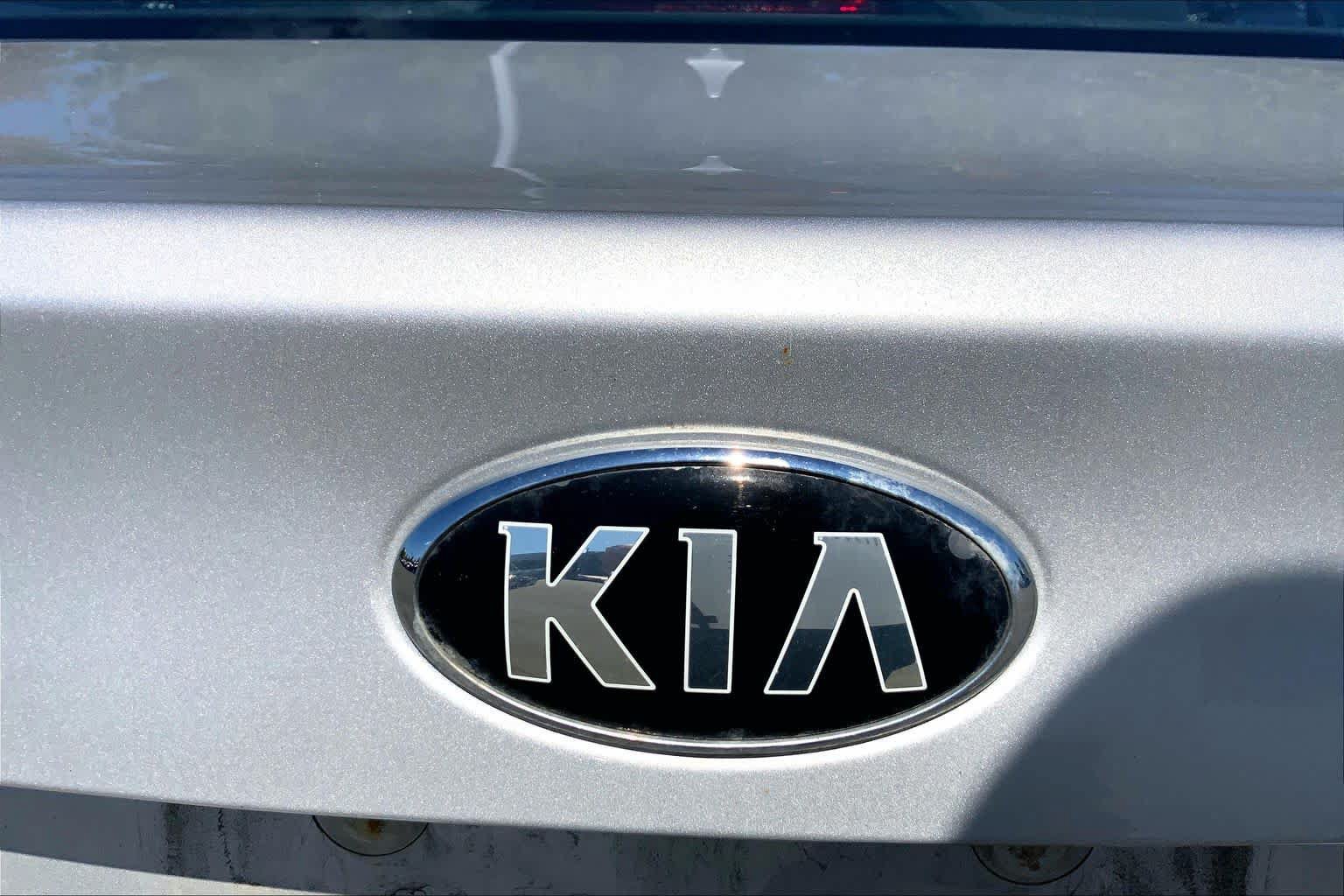Used 2017 Kia Forte LX FWD image 10