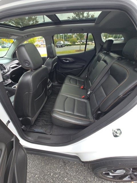 Used 2019 GMC Terrain SLT w/ GMC Pro Grade Package AWD/4WD image 16