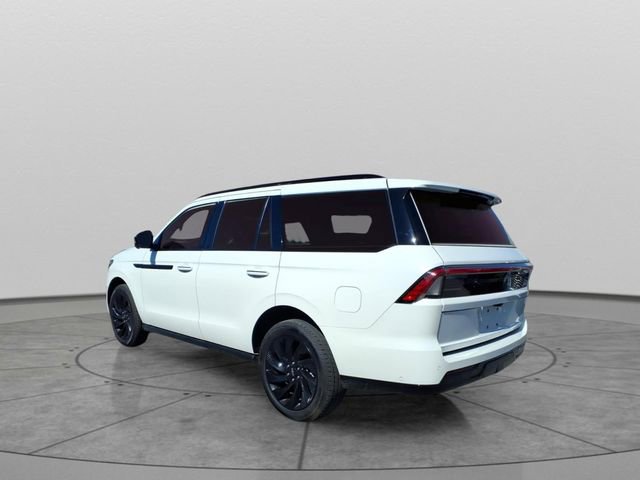 Used 2025 Lincoln Navigator Reserve w/ Jet Appearance Package AWD/4WD image 6