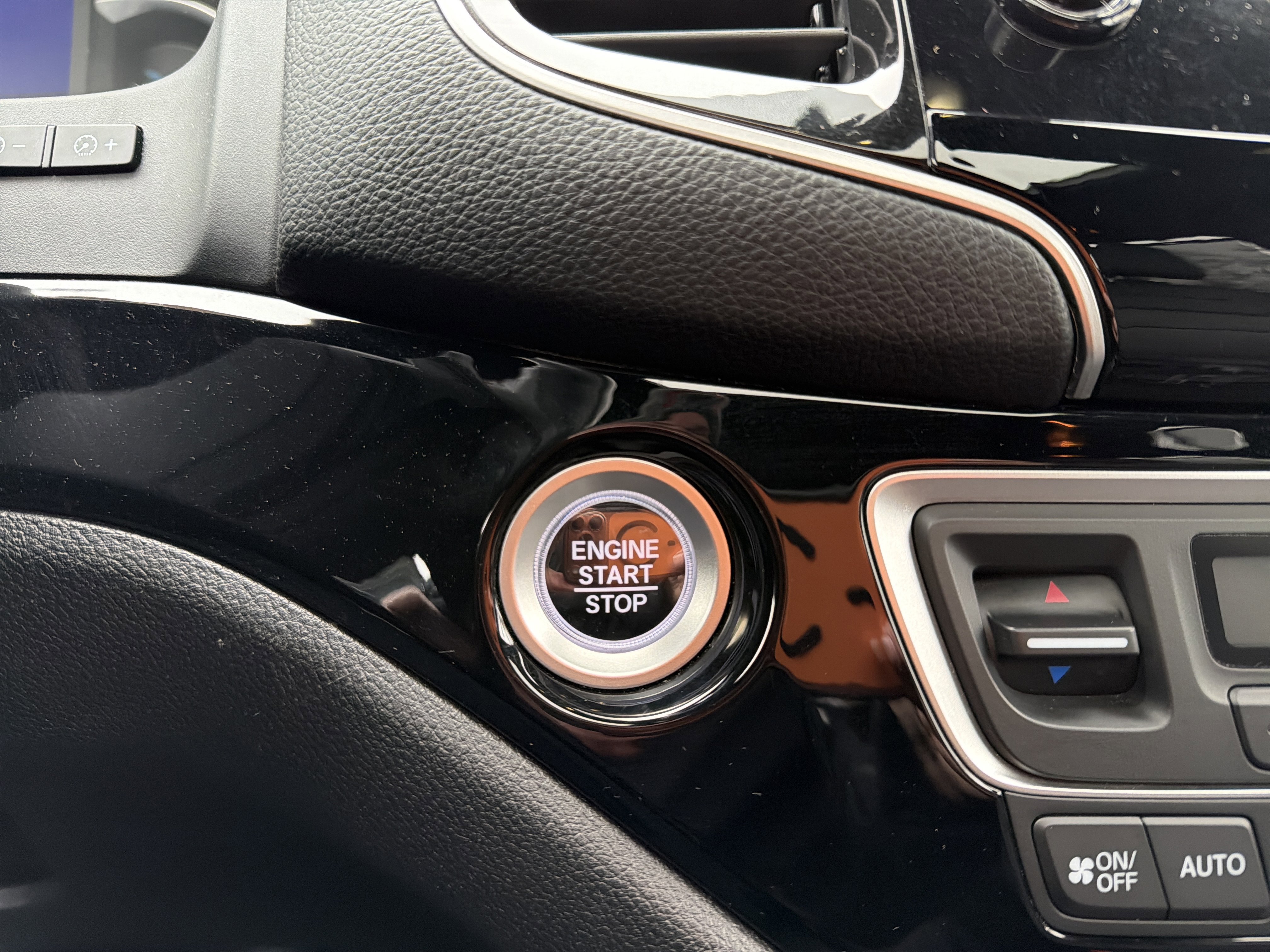 Used 2022 Honda Pilot Black Edition image 17