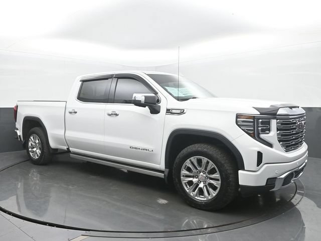 Used 2024 GMC Sierra 1500 Denali w/ Technology Package AWD/4WD image 7