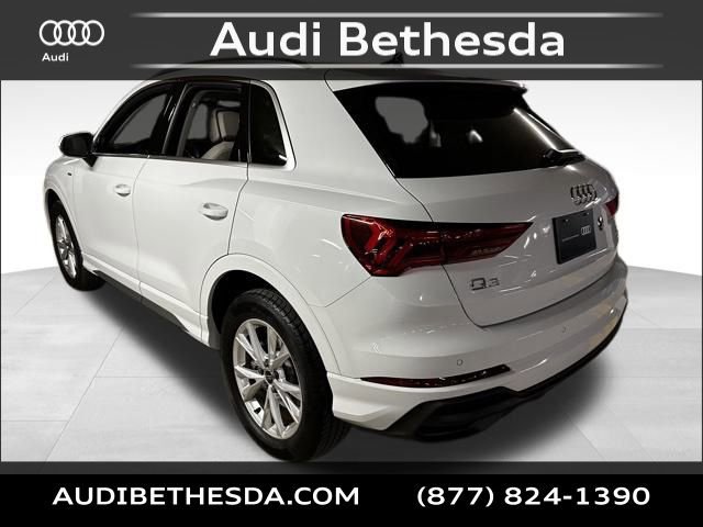 Certified 2025 Audi Q3 2.0T Premium w/ Convenience Package image 5