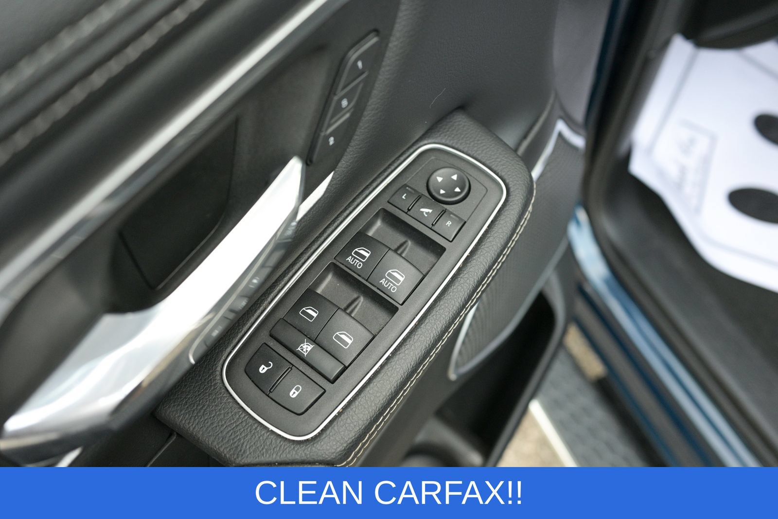 Used 2023 RAM 1500 Laramie AWD/4WD image 15