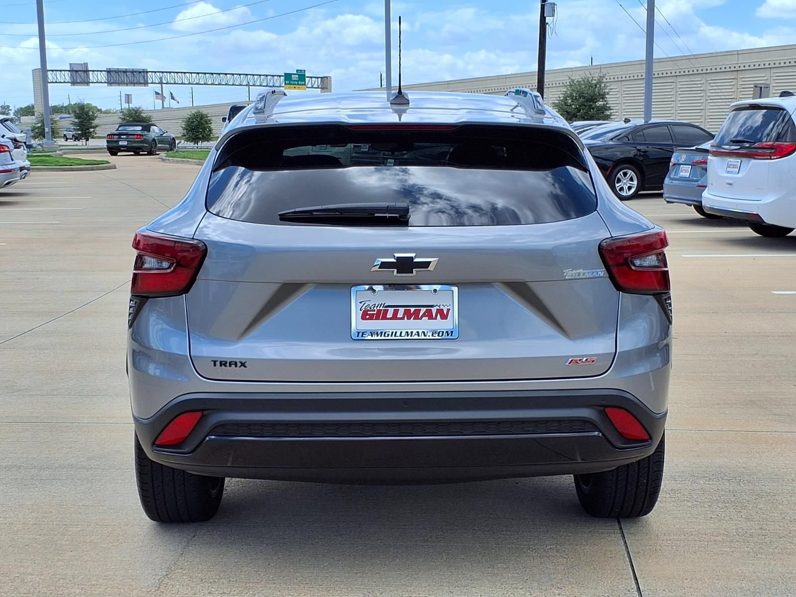 Used 2025 Chevrolet Trax RS w/ Sunroof Package FWD image 6