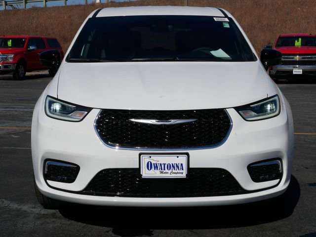 New 2026 Chrysler Pacifica Select image 2