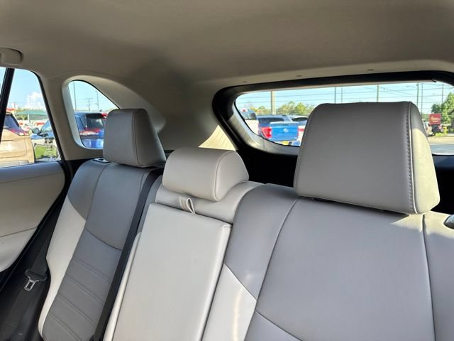 Used 2020 Toyota RAV4 XLE Premium FWD image 21