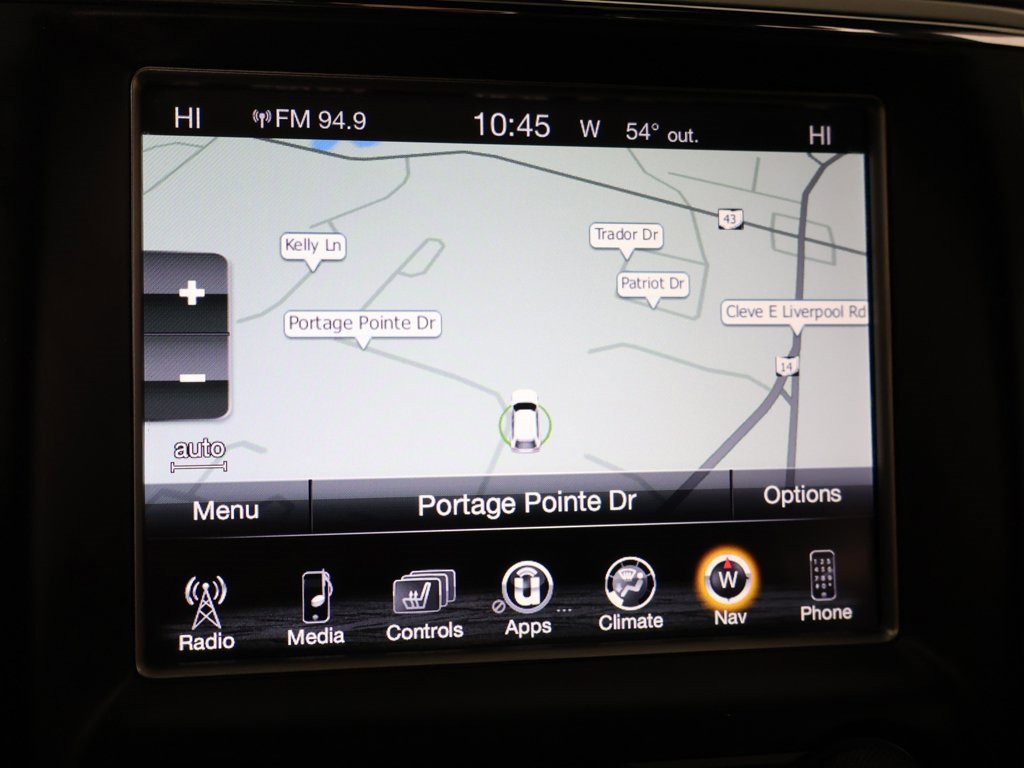 Used 2017 Jeep Grand Cherokee Altitude image 48