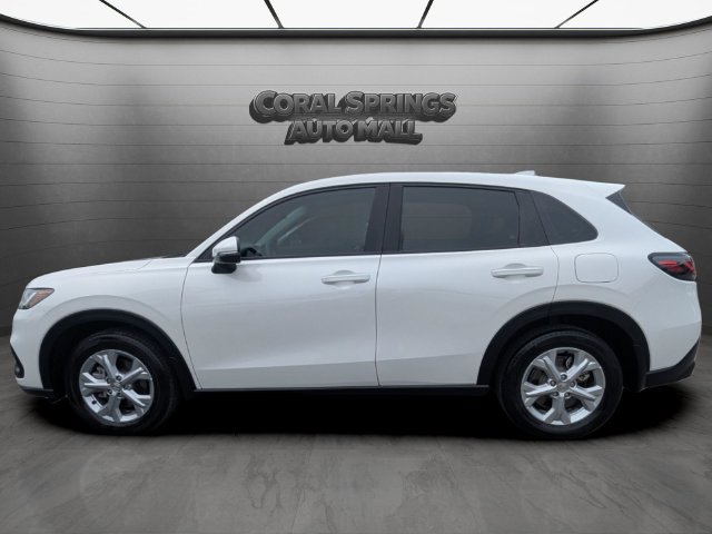 Certified 2025 Honda HR-V LX image 4