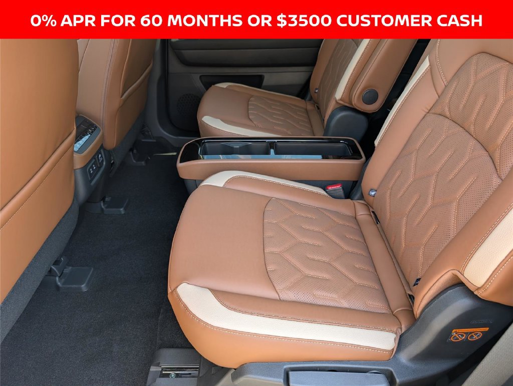 New 2026 Nissan Pathfinder Platinum w/ Accent Package FWD image 16